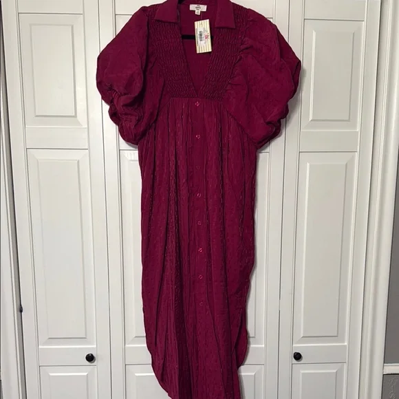 entro | Dresses | Entro Red Puff Sleeve Dress | Poshmark